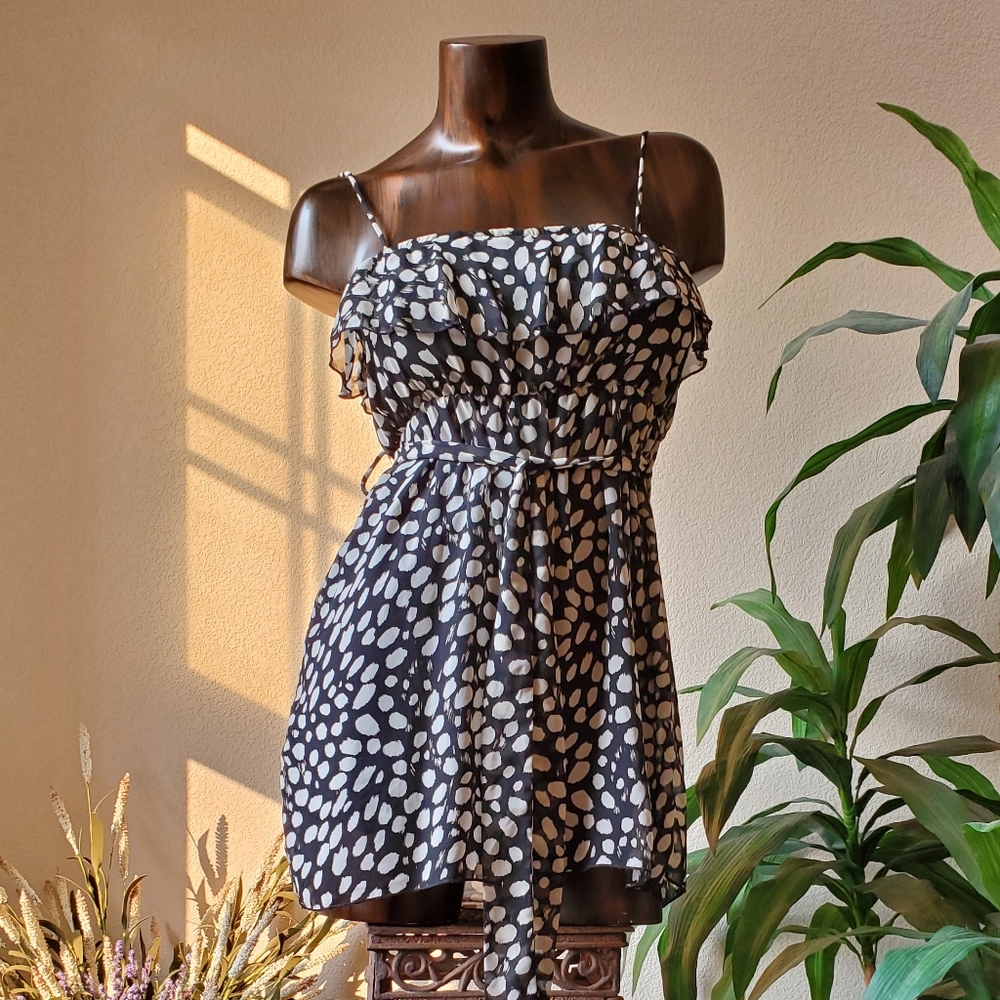 Have. Size small. black/white